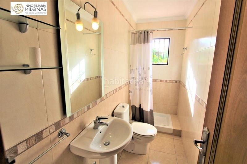 Foto 02e156ba-42ad-4628-9855-2b7a37e71780. Casa amb aparcament piscina a Coloma Nucia (la)