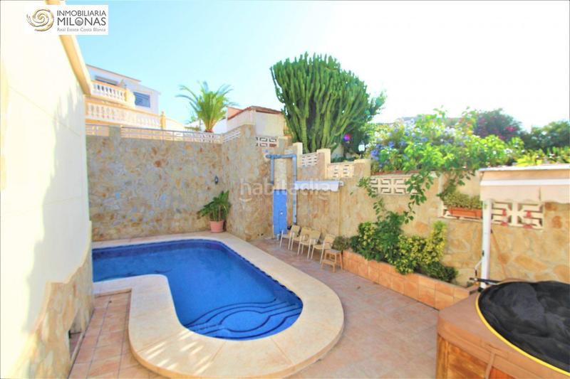 Foto 5f68d44e-ffbe-4331-a6be-37952373f62f. Casa amb aparcament piscina a Coloma Nucia (la)