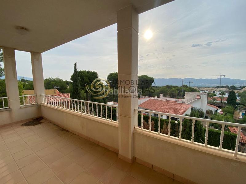 Foto 1a115efc-9d3d-4e68-a547-7ab37a495fca. Maison avec parking piscine dans Coloma Nucia (la)