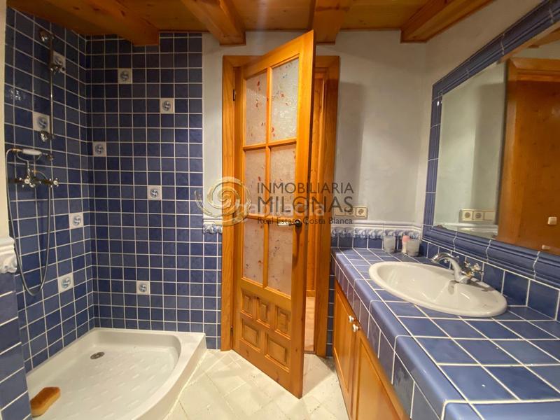 Foto 28e43f79-fb4f-4910-99da-c91eabc56767. Maison avec parking piscine dans Coloma Nucia (la)