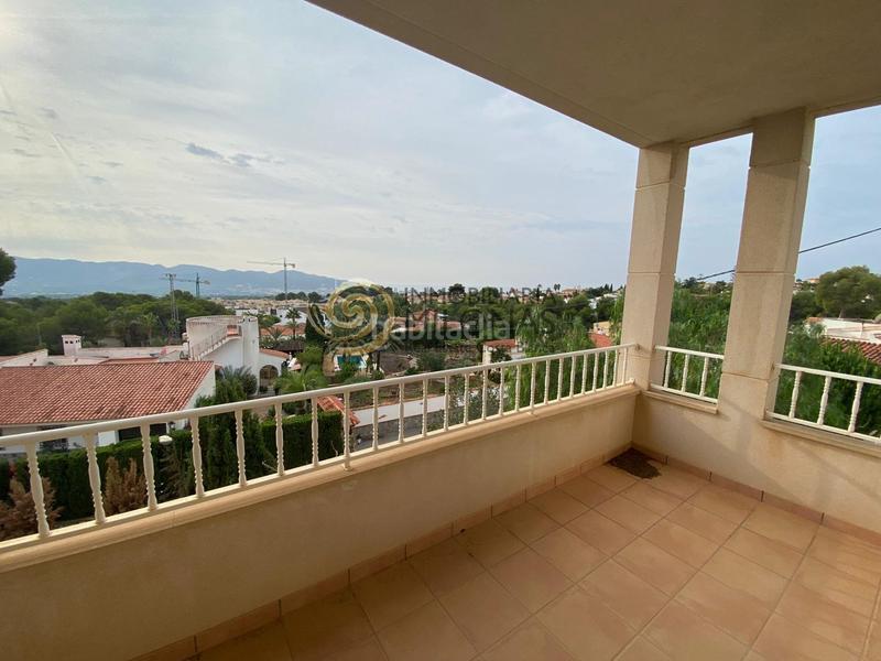 Foto d01e69b3-9650-4f57-85fd-f2c3ce8f5812. Maison avec parking piscine dans Coloma Nucia (la)