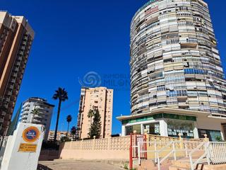 Aparcament cotxe a Calle calle mirador 5. Plaza de garaje cerrada en zona plaza triangular en benidorm