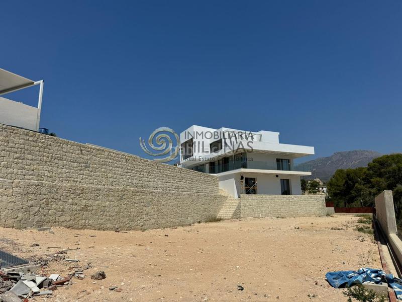 Foto 339b1185-26d0-4c01-9f3d-bb43fcec7751. Xalet amb calefacció aparcament piscina a Urbanizaciones Benidorm
