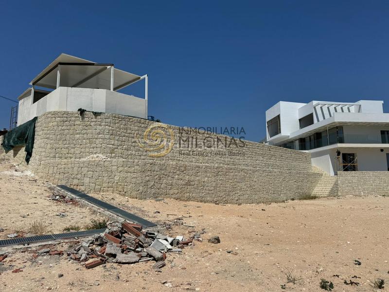Foto f85a7a98-2ee8-487d-ad10-f1155085a51a. Xalet amb calefacció aparcament piscina a Urbanizaciones Benidorm
