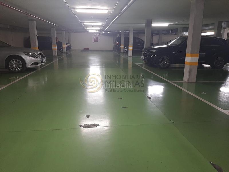 Foto 4ae27f88-920b-43e1-8f68-b6e8b5f7eb4c. Aparcament cotxe a Bulevar-Puerta Mítica Vila Joiosa (la)