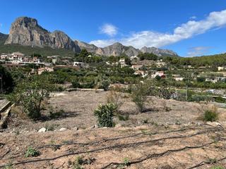 Residential Plot in Polop. Oportunidad única en polop! terreno rústico a la venta muy cerca