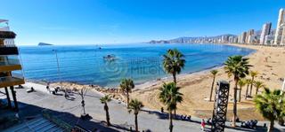 Apartament a Rincón Alto. Fantástico apartamento en primera línea de playa levante con vis