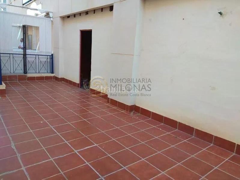 Foto 25fc0d51-2b8f-4bf5-9ef5-3beeb11f2abe. Locale commerciale in Platja de Torres Vila Joiosa (la)