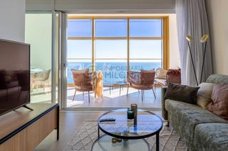 Lloguer Apartament a Playa Poniente. Alquiler anual en lujoso residencial intempo.
