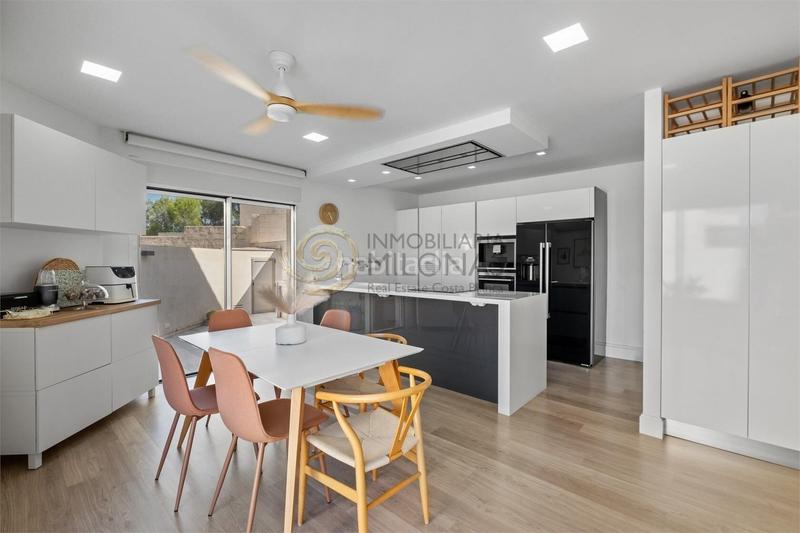 Foto bff4ceef-fe4e-4d40-85e7-3a835a1496b9. Chalet con riscaldamento parcheggio piscina in Escandinavia-Cautivador Alfàs del Pi (l´)