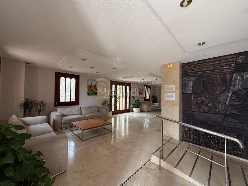 Foto b507b333-c56f-4719-b34c-fda135899bcc. Location appartement avec chauffage parking piscine dans Benidorm