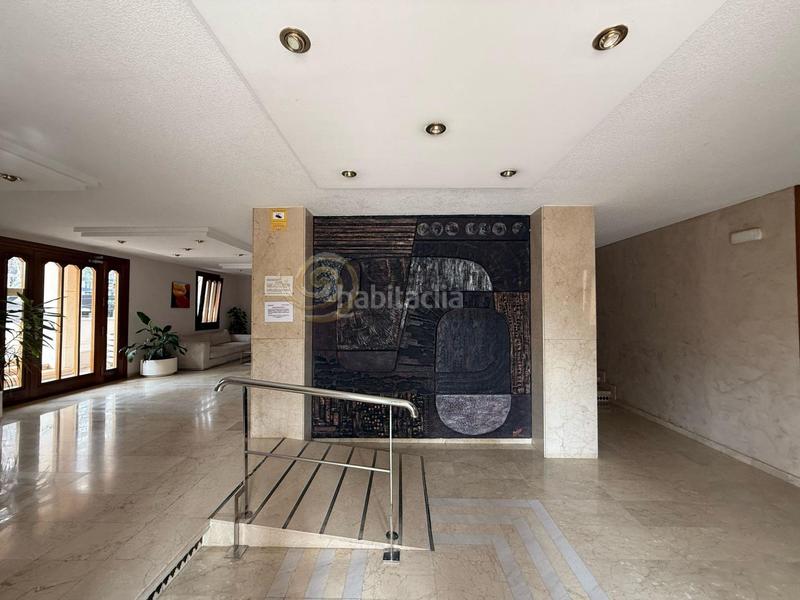 Foto 9339ee72-2b69-4ee5-9d5d-fbbcb51d73c7. Miete etagenwohnung mit heizung parking pool in Playa Levante Benidorm