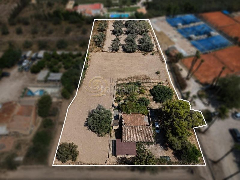 Foto 4051988c-d02f-41f3-b859-99305667db62. Casa amb aparcament a Playa Levante Benidorm