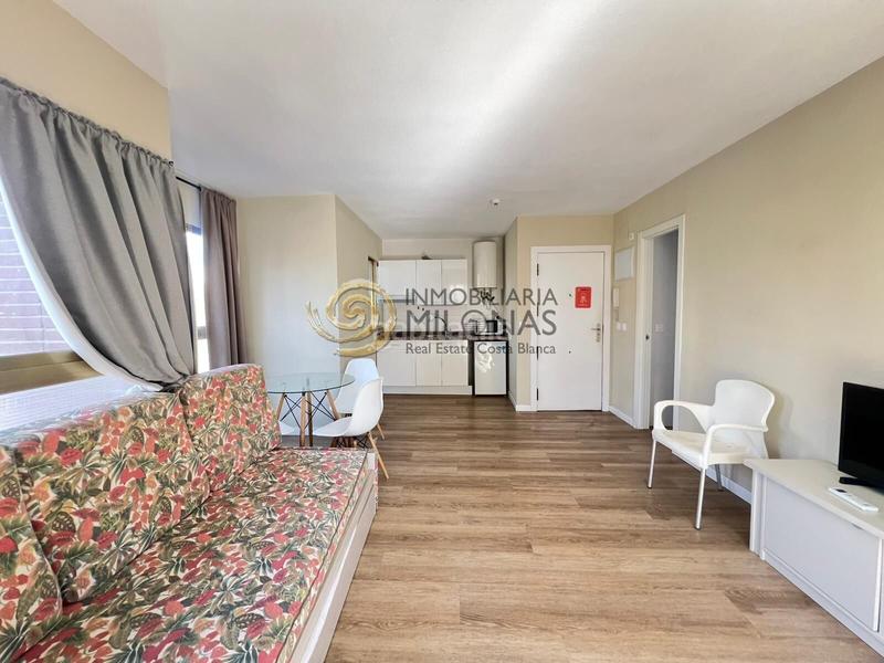 Foto 1d48548e-4541-4244-9090-234646da4b41. Apartament amb calefacció aparcament piscina a Rincón Bajo Benidorm