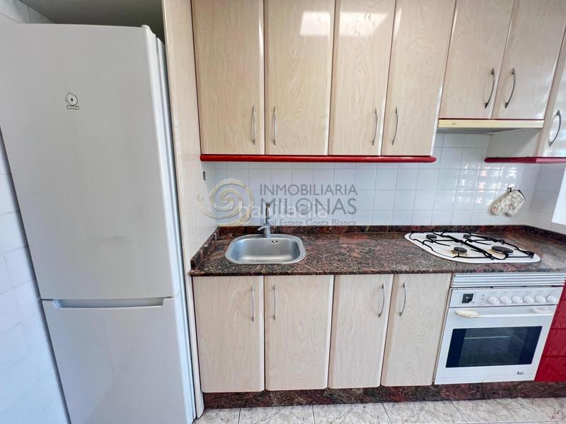 Foto 340b7a78-a680-43ca-a43c-8418f130da7f. Apartamento vive el encanto desde tu nuevo apartamento en la playa de poniente en Benidorm