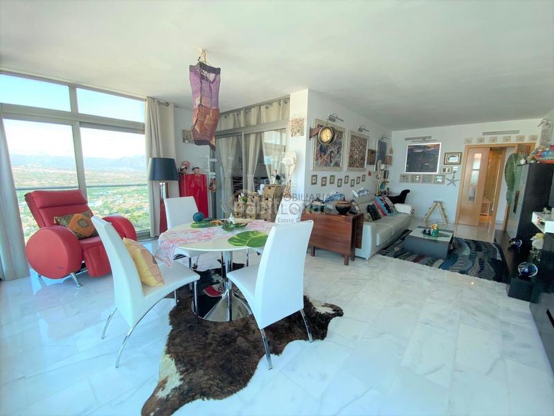 Foto 74f7d883-8de1-4a87-8965-3c121a24048f. Piccolo appartamento con riscaldamento parcheggio piscina in Benidorm