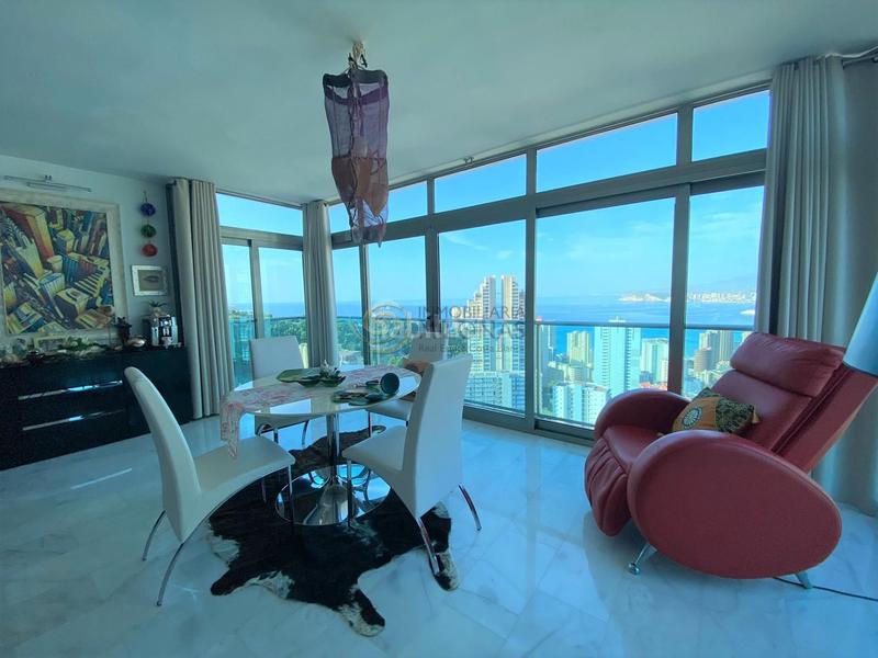 Foto acd4ec98-6ebd-4b34-a4e0-02d69f6bd468. Piccolo appartamento con riscaldamento parcheggio piscina in Benidorm