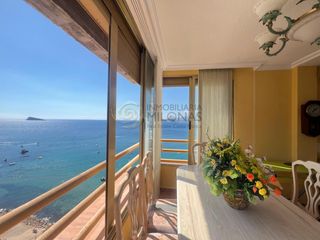Piso en Rincón Alto. Apartamento en primera línea de la playa de levante con bonitas