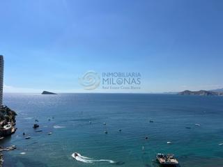 Pis a Rincón Alto. Apartamento en primera línea de la playa de levante con bonitas