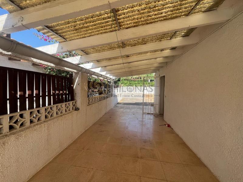 Foto 68ad1dda-df9d-40cc-8c29-e01341c074a8. Haus mit parking in Urbanizaciones Benidorm