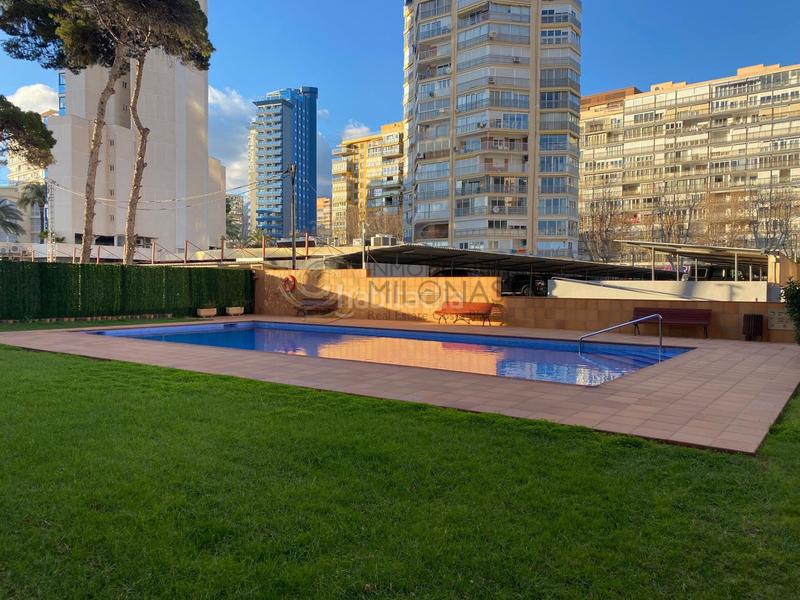Foto 4a52a718-f878-4218-82bc-ff57cf4e5e0e. Location appartement avec chauffage parking piscine dans Benidorm