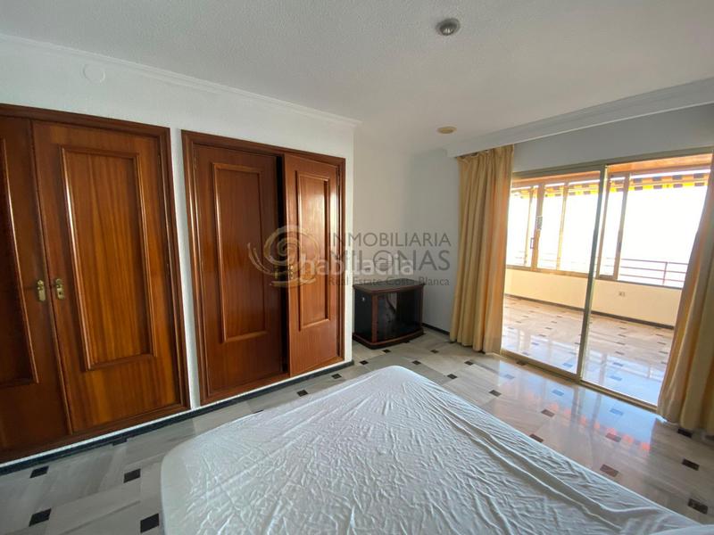 Foto 52811ec9-be04-4b5d-b066-eb1e337502de. Location appartement avec chauffage parking piscine dans Benidorm