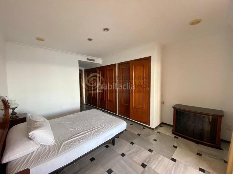 Foto 77e3ef73-28e2-4530-91d3-04befeccd1b0. Location appartement avec chauffage parking piscine dans Benidorm