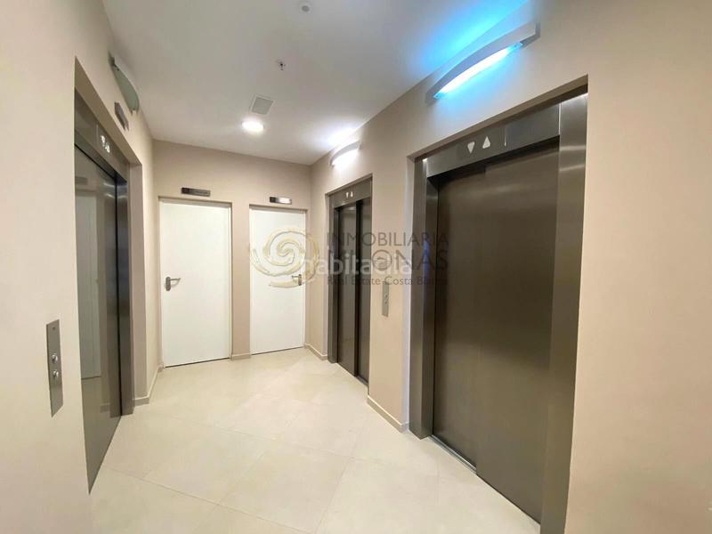 Foto 1803bac5-e71b-43db-8a53-bd8bc6e4f3d7. Apartamento en avenida mexico 6 apartamento con vistas panorámicas al mar en uno de los residenciales más exclusivos intempo. en Benidorm