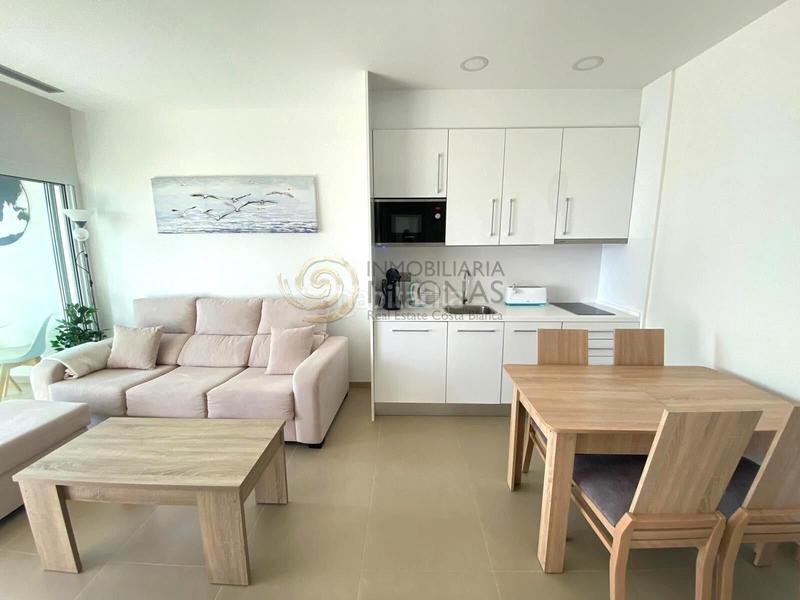Foto 91cf2656-b357-42fc-a608-ff41dba1d9df. Apartamento en avenida mexico 6 apartamento con vistas panorámicas al mar en uno de los residenciales más exclusivos intempo. en Benidorm
