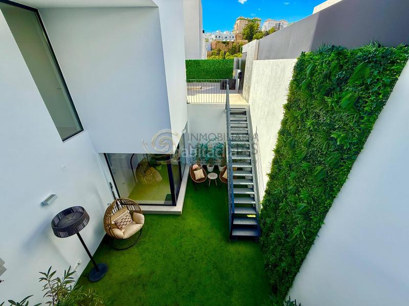 Foto 2208473a-865a-44e3-bbd7-b72f5513504c. Xalet amb calefacció aparcament piscina a balcón de Finestrat-terra marina Finestrat