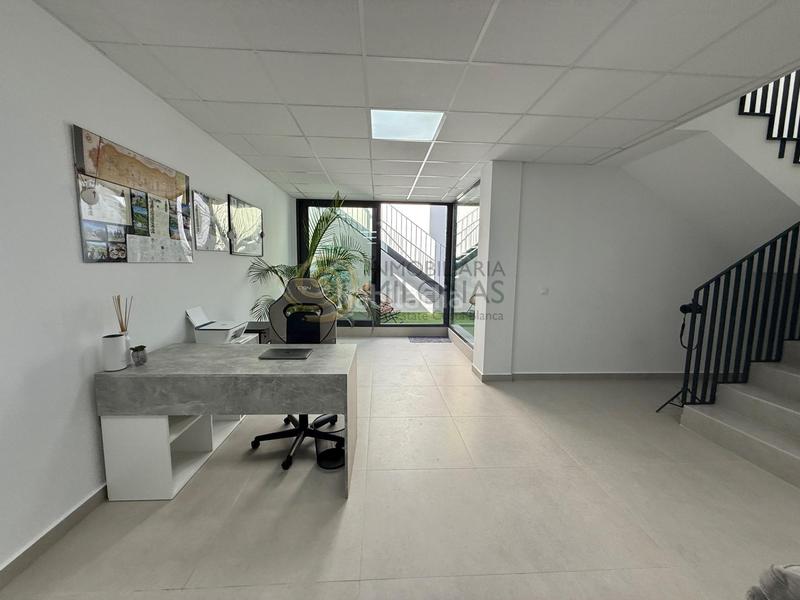 Foto f1fbae3f-8504-4145-836c-73cda648d1ca. Xalet amb calefacció aparcament piscina a balcón de Finestrat-terra marina Finestrat