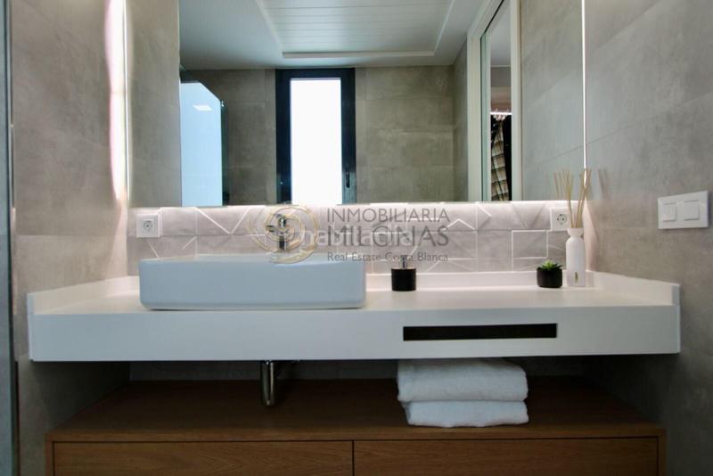 Foto fc70e591-6ed0-455b-8b93-362332bb8b96. Xalet amb calefacció aparcament piscina a balcón de Finestrat-terra marina Finestrat