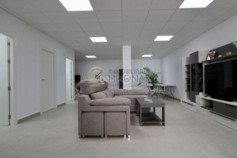 Foto fd156cbc-9485-43ba-bc50-359c324f048a. Xalet amb calefacció aparcament piscina a balcón de Finestrat-terra marina Finestrat