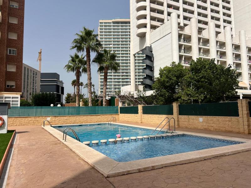 Foto 309c83a3-a6cf-4f75-98f2-d1617c0cf0ef. Appartement avec parking piscine dans Rincón Bajo Benidorm