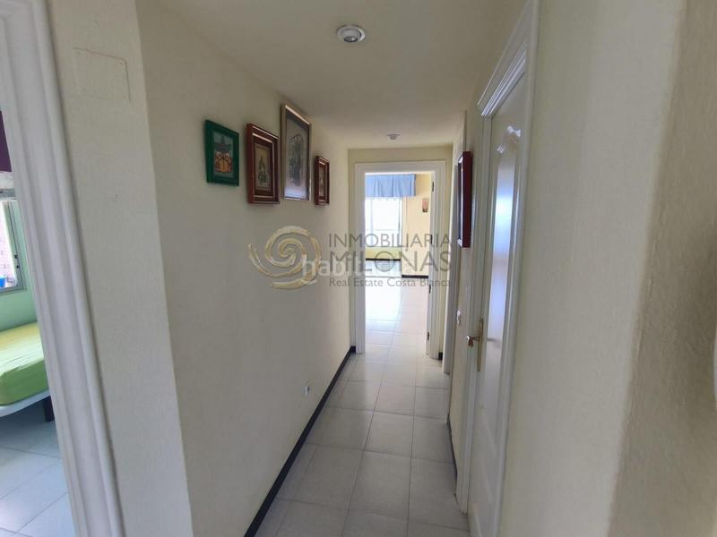 Foto 9e9ed9fd-3dfc-41c8-a7bb-383c0b1fa8a5. Etagenwohnung mit parking pool in Playa Levante Benidorm