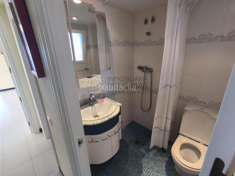 Foto e530ee90-62ad-4d70-9d85-a439cd6082b2. Etagenwohnung mit parking pool in Playa Levante Benidorm