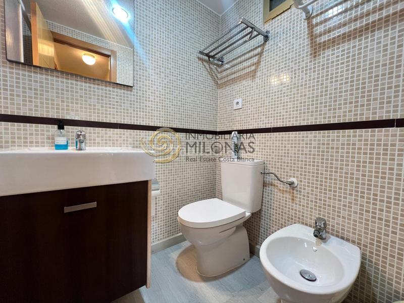 Foto 4dc058b9-18e5-4a66-8a96-575658895e4a. Piccolo appartamento con parcheggio piscina in Levante Alto Benidorm