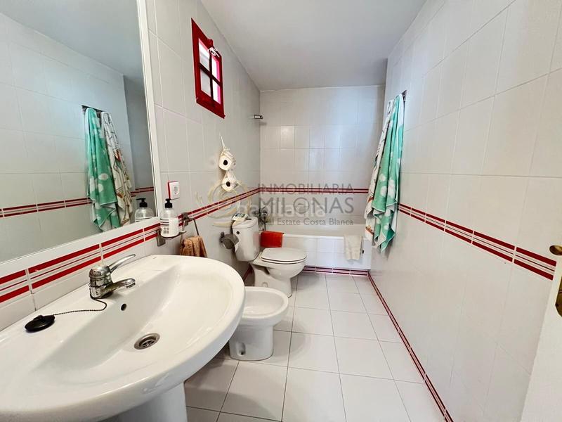 Foto 6131d66c-9e87-49d7-8c71-66dd413245fd. Etagenwohnung mit parking pool in Rincón Alto Benidorm