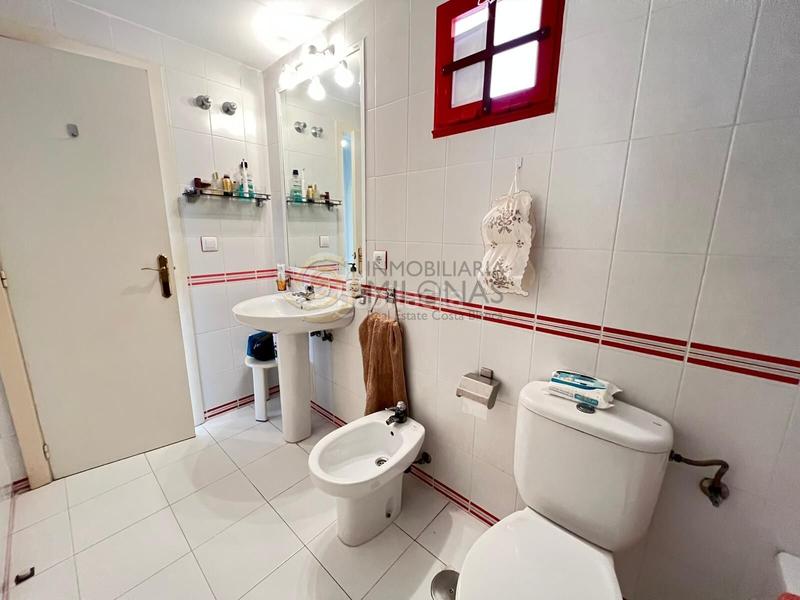 Foto 6d8a63fe-b586-4ab6-9ec2-0952c25764c8. Etagenwohnung mit parking pool in Rincón Alto Benidorm