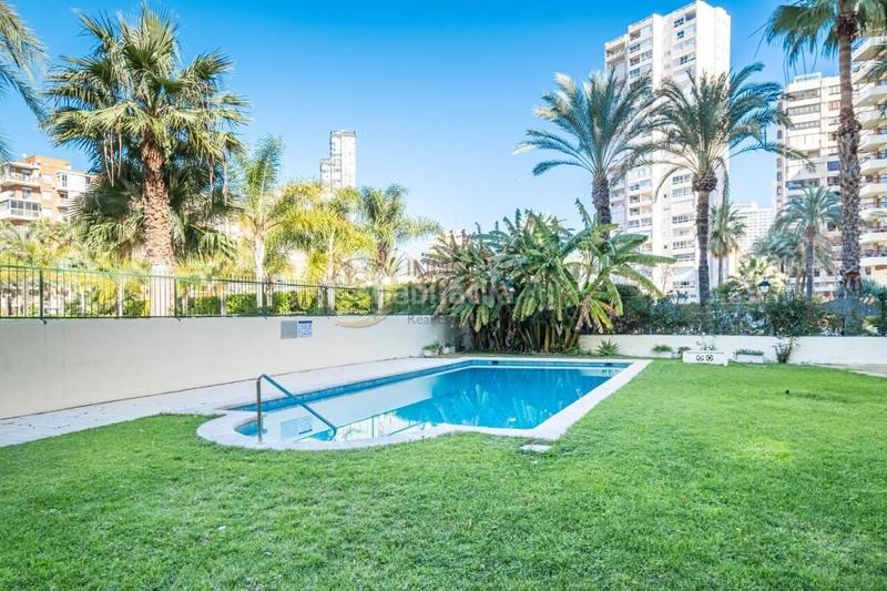 Foto 036a38e3-4b10-4701-a03d-394513a3bf94. Miete appartement mit parking pool in Rincón Bajo Benidorm