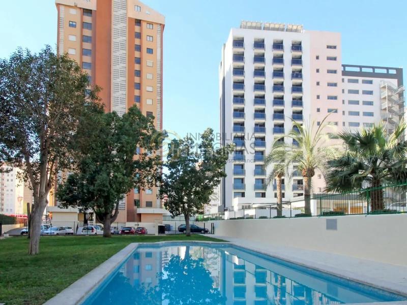 Foto 38d0a4e5-a733-455a-b7e7-965d12189c57. Rent apartment with parking pool in Rincón Bajo Benidorm