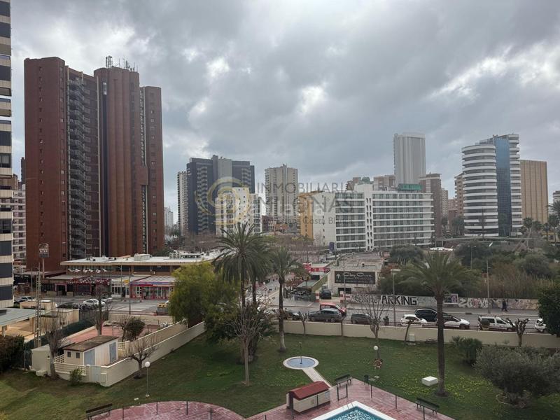 Foto c681c119-2fc9-492c-8ebe-c6cb1cc92111. Apartament a avenida derramador 14 a Rincón Bajo Benidorm