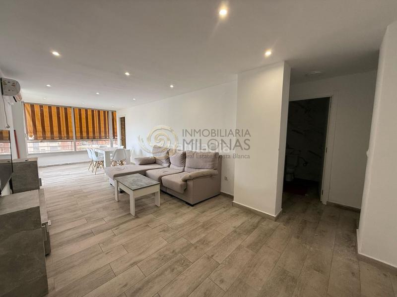 Foto d30a6f20-bfbf-4ad1-969b-0b6358fd280c. Apartament a avenida derramador 14 a Rincón Bajo Benidorm