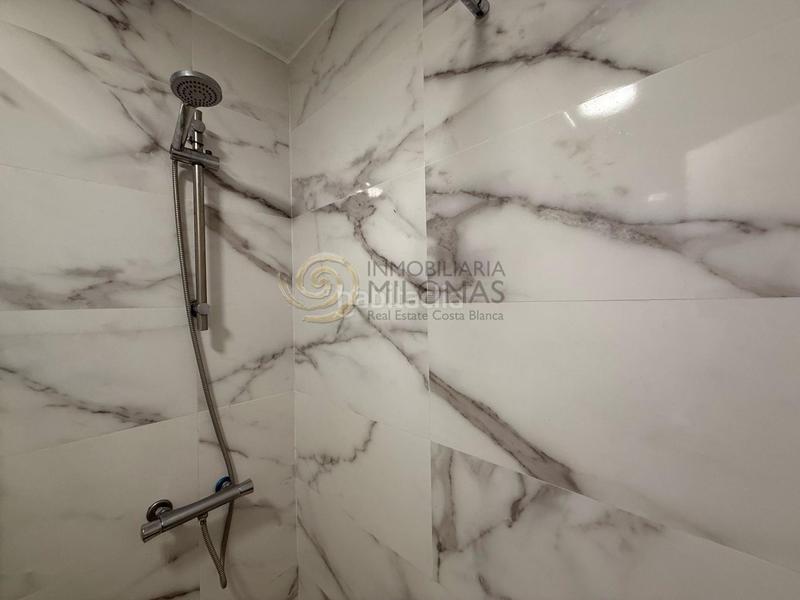 Foto ea0ae93c-f70c-4832-8ab7-b416afca1020. Apartament a avenida derramador 14 a Rincón Bajo Benidorm