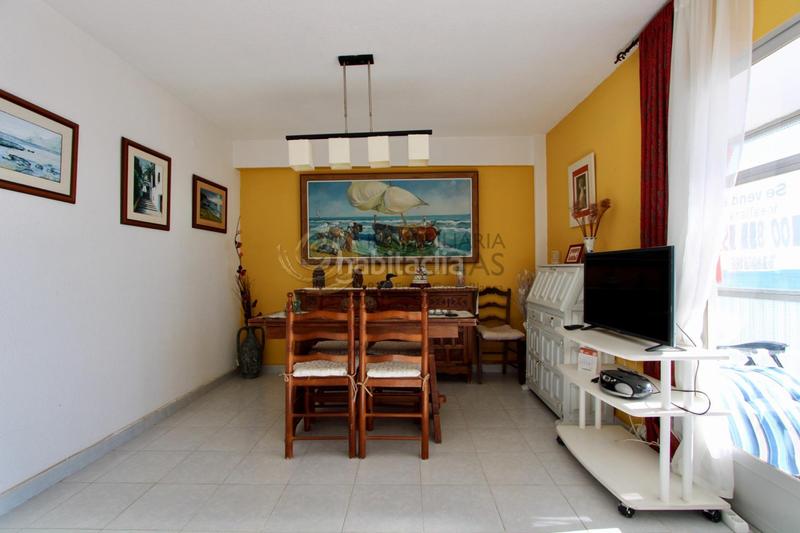 Foto 1cdc2ab2-daef-46c3-8097-9e622b9a495a. Flat in avenida de la armada española 25 in Playa Poniente Benidorm