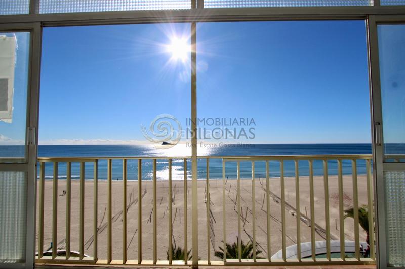 Foto aebdbb60-b366-41b0-8a40-14015a155ee4. Flat in avenida de la armada española 25 in Playa Poniente Benidorm