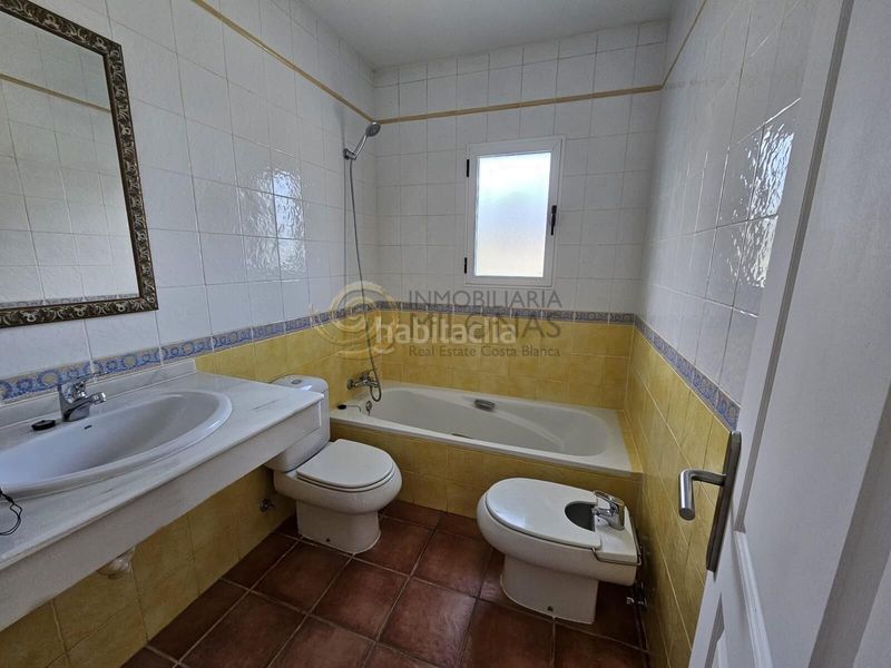 Foto 70dd3b78-5640-444b-b2db-7ab594465dfe. Casa amb aparcament piscina a Montebello - Nou Espai Nucia (la)