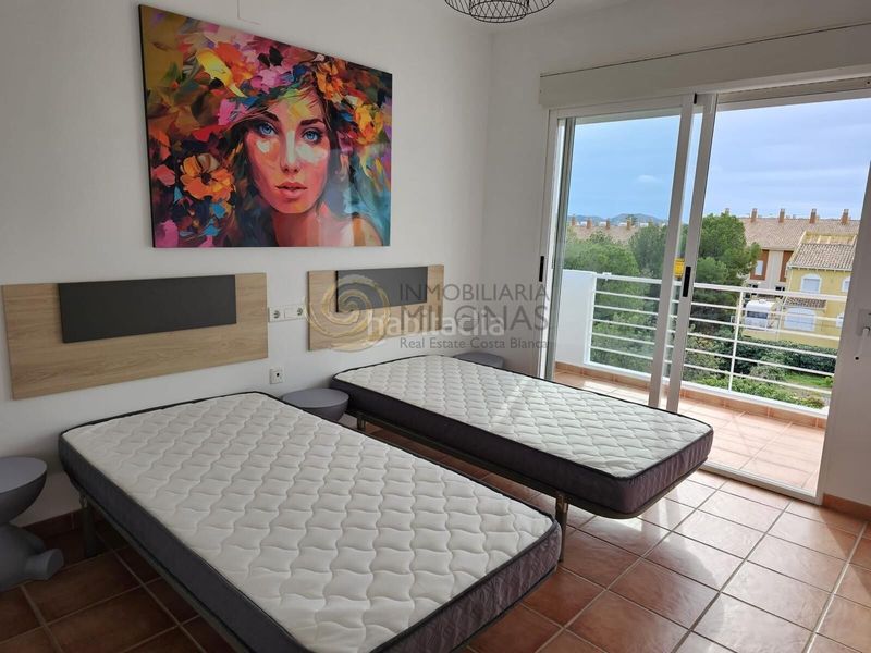 Foto cfb9a6a9-7057-42b4-98e1-ac95f2b08bf3. Casa amb aparcament piscina a Montebello - Nou Espai Nucia (la)