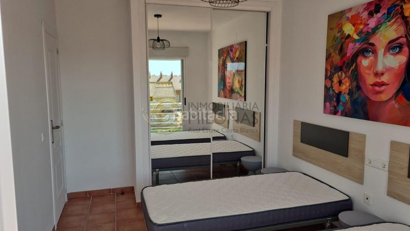 Foto e7c8c056-63ab-4124-8748-822ccd56311c. Casa amb aparcament piscina a Montebello - Nou Espai Nucia (la)