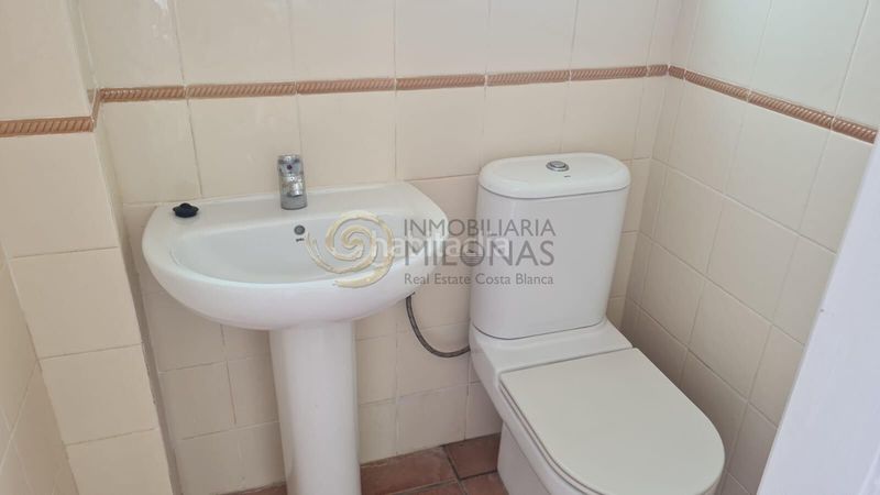 Foto edfea425-8fa9-48d6-8b35-93043e408ebc. Casa amb aparcament piscina a Montebello - Nou Espai Nucia (la)